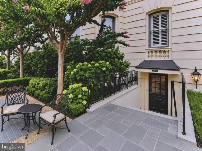 Photo - 2153 California St NW Unit 1