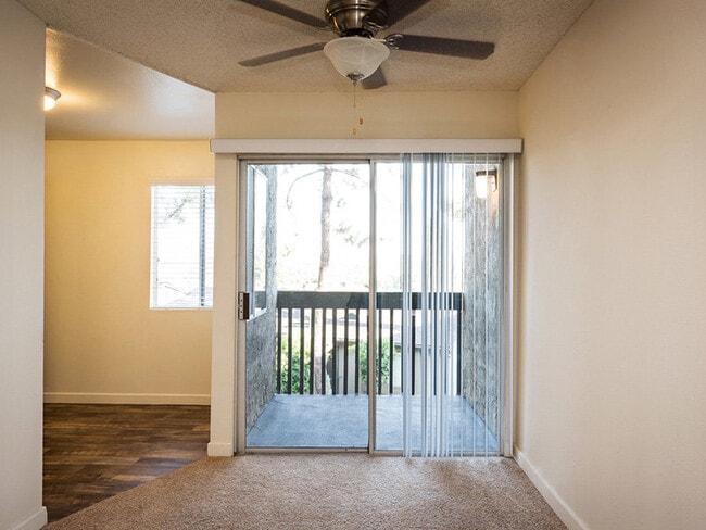 Elan Mesa Lofts