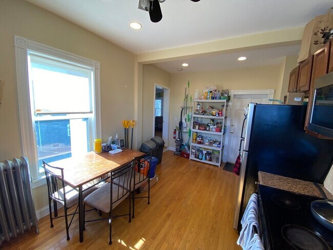 Photo - 1 Victoria St Unit 2