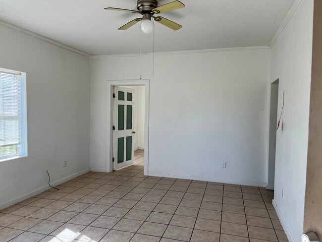 Photo - 226 S Lamont St Unit R