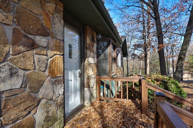 Photo - 137 Wallen Blf