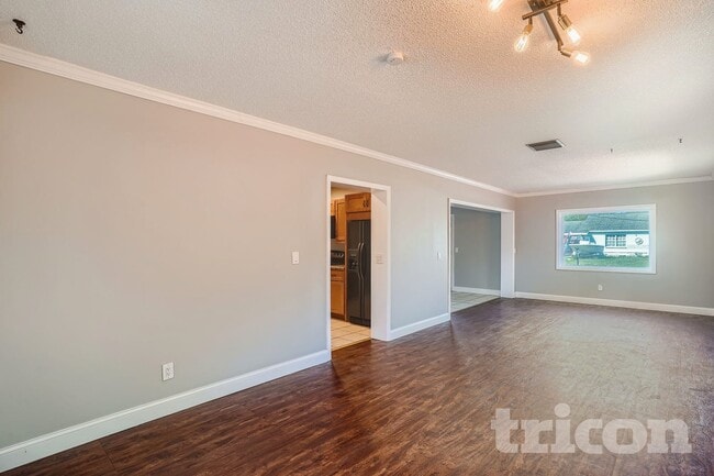 Photo - 3516 W McElroy Ave