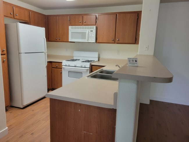 Photo - 44734 Adam Ln