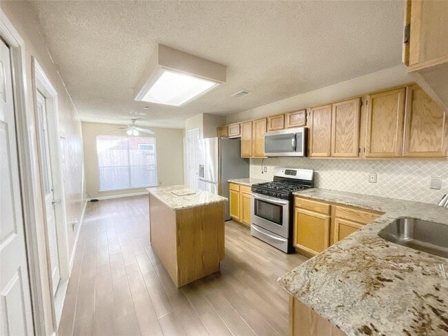 Photo - 18083 Holly Forest Dr