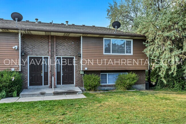 Photo - 234 W Foxbridge Dr