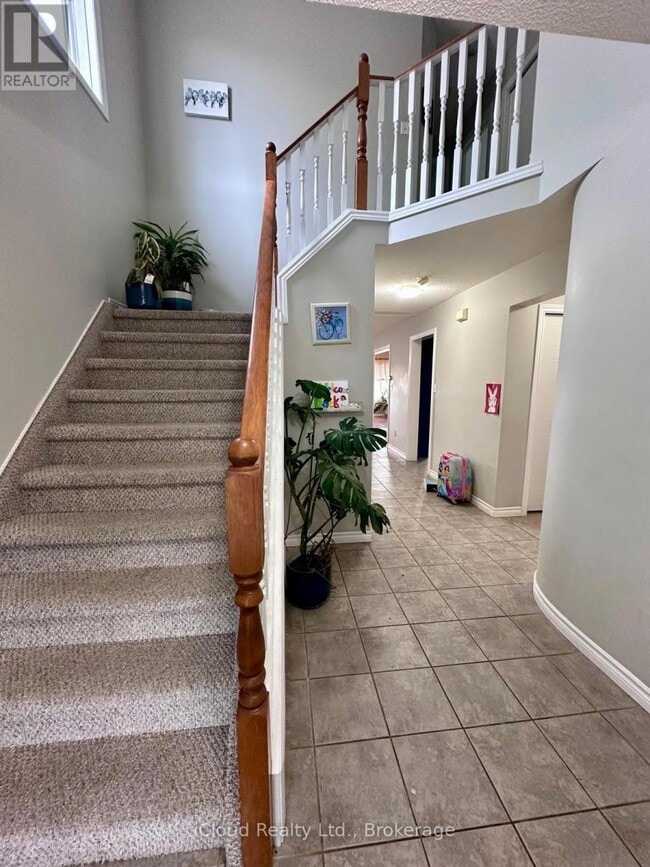 Photo - 1577 Purser St