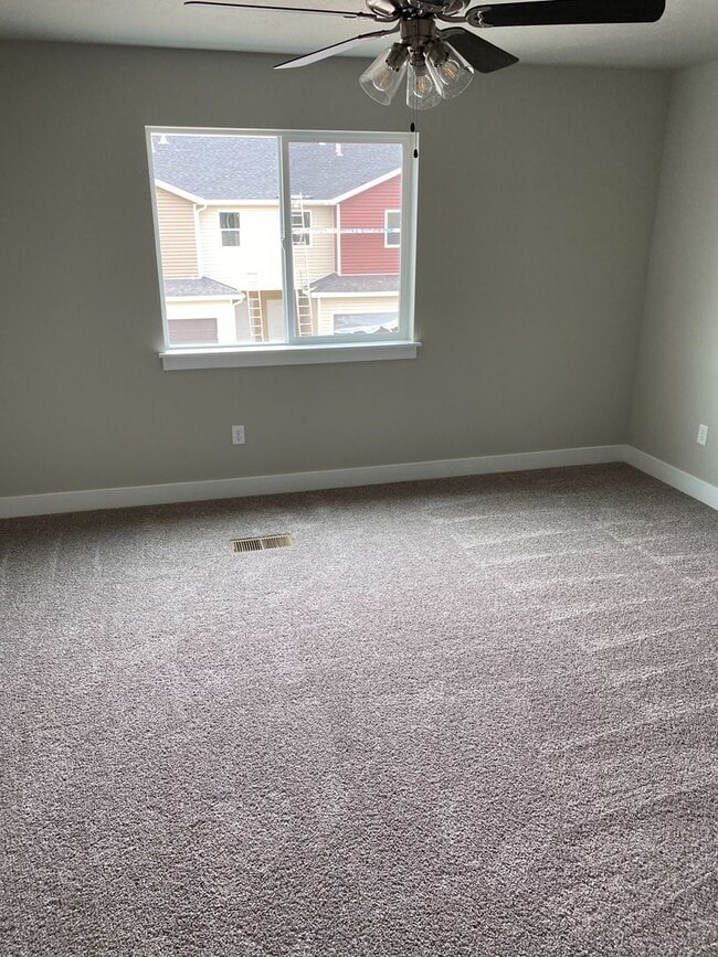 Photo - 3 Bedroom 2.5 Cedar Bend Unit