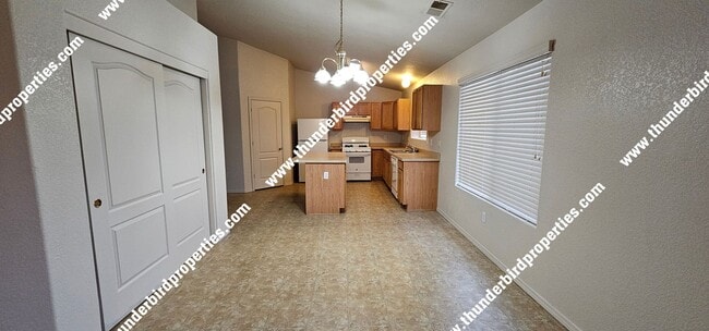 3100 Shady Spring Dr SW