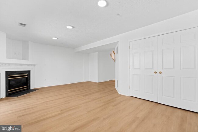 Photo - 8725 Silent Ct