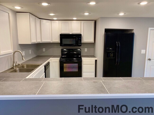 Photo - 101 E 10th St Unit 101-03 East 10th Street