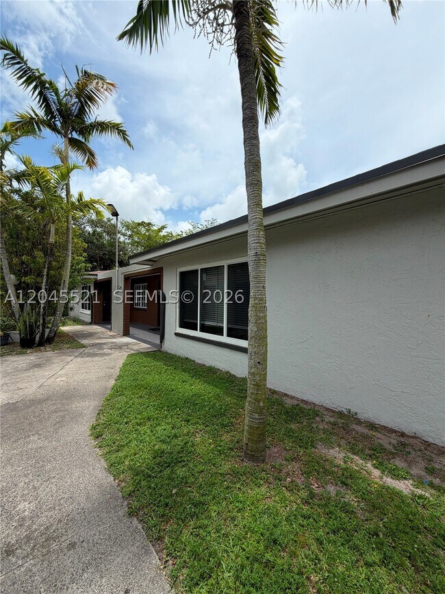 2557 NW 60th Terrace
