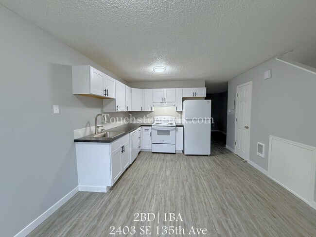 Photo - Modern 2-bedroom Apartment in Skylark Apartments Unit 2403
