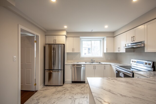 Photo - 18 Darrell Ave