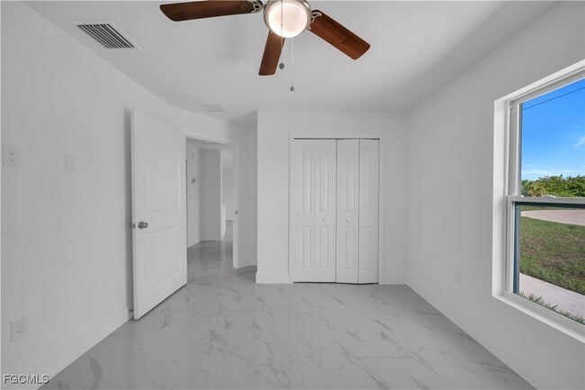 Photo - 3819 3rd St W