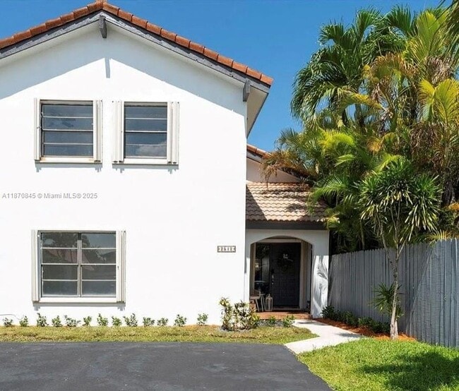 Building Photo - 2512 SW 113th Ct Rental