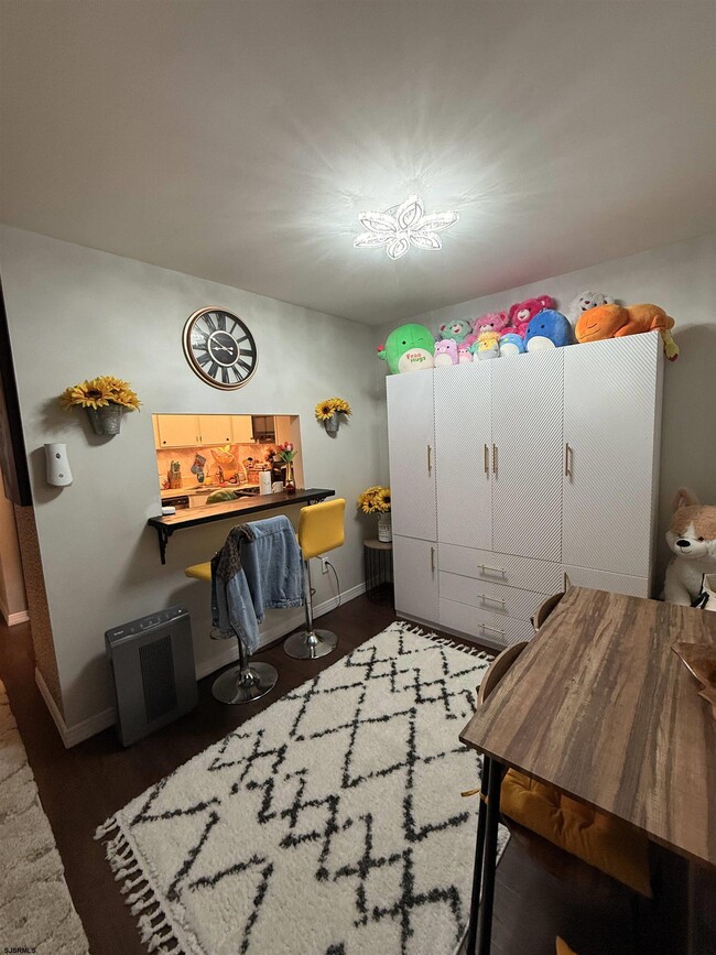 Photo - 144 Club Pl Unit 144