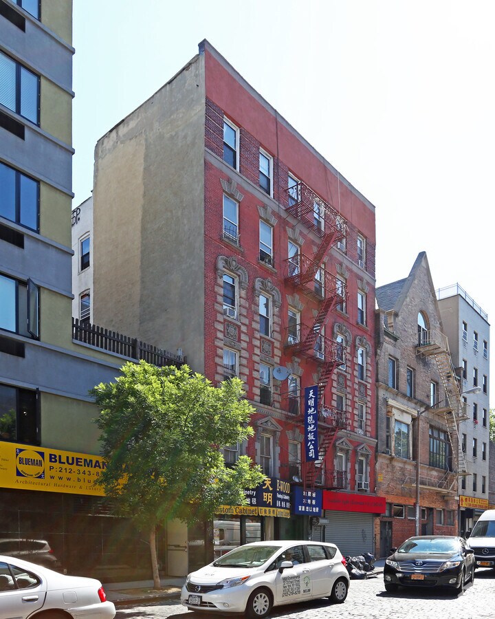 Photo - 334 Broome St Apartments