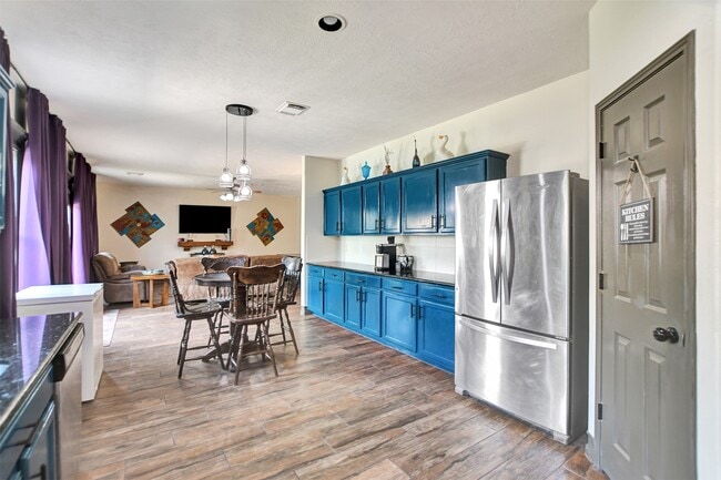 Photo - 6706 Lindale Manor Ct