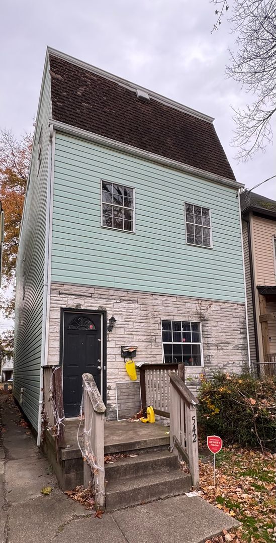 Photo - 542 5th Ave Apartment Unit 3