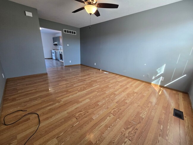 Photo - 1501 Northbrook Dr Unidad B