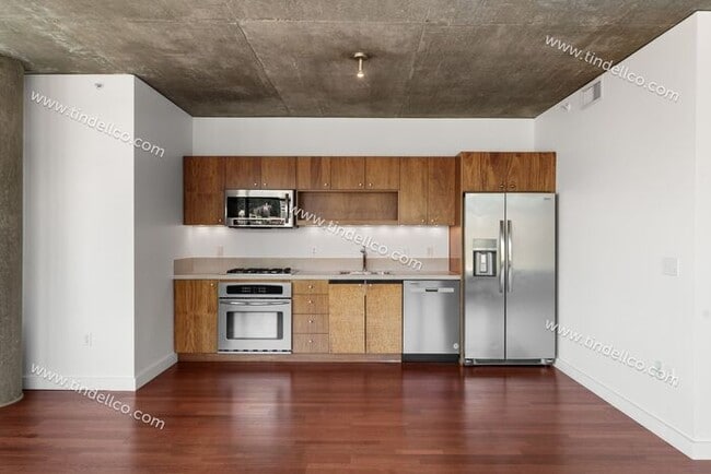 Photo - The Civic | 11th Floor 2BD/2BA with Stunning Portland Views, Free Parking and Free Utilities! Unidad 1102