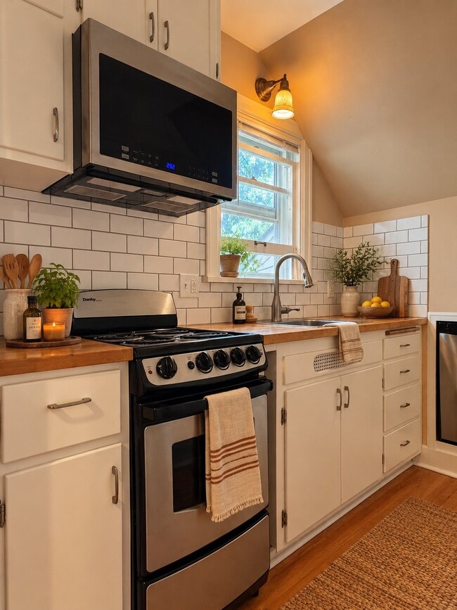 2340 W 1st Ave Unit I