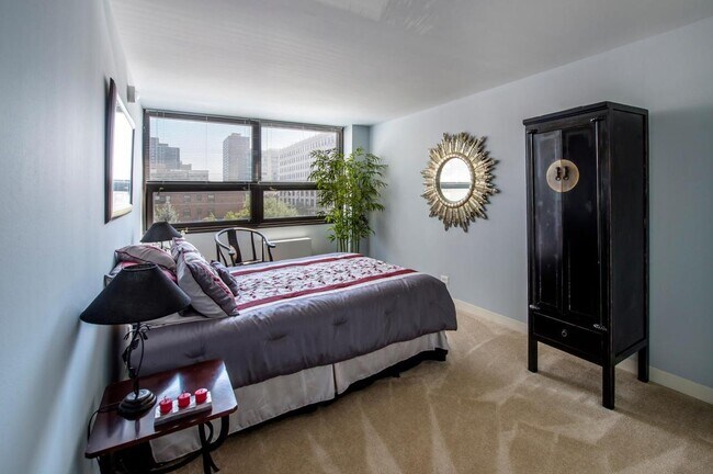 Sheridan-Gunnison Apartments