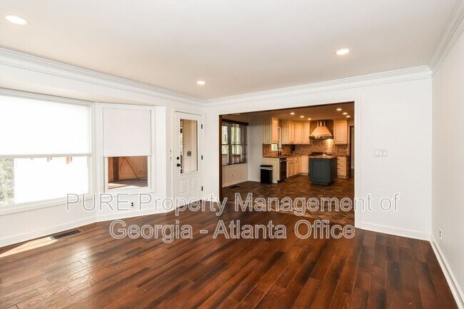 Photo - 4271 Edgewater Dr NW