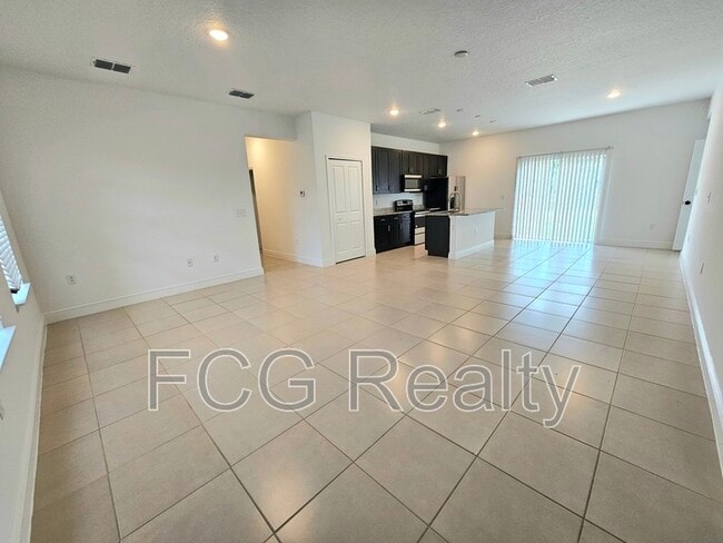 Photo - 15772 SW 37th Cir