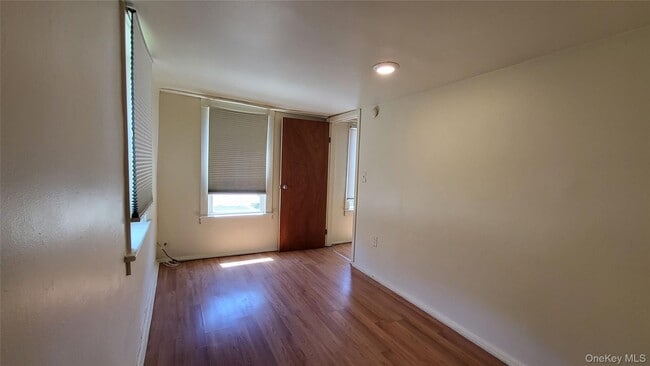 Photo - 94 E Main St Unit 1