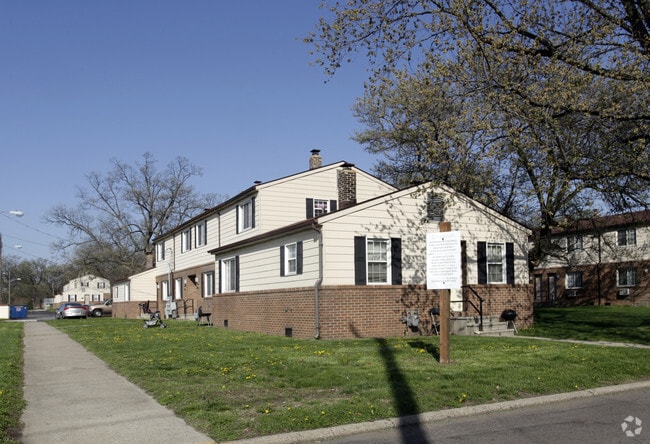 Beacon Heights Apartments | South Bend, IN | ForRent.com