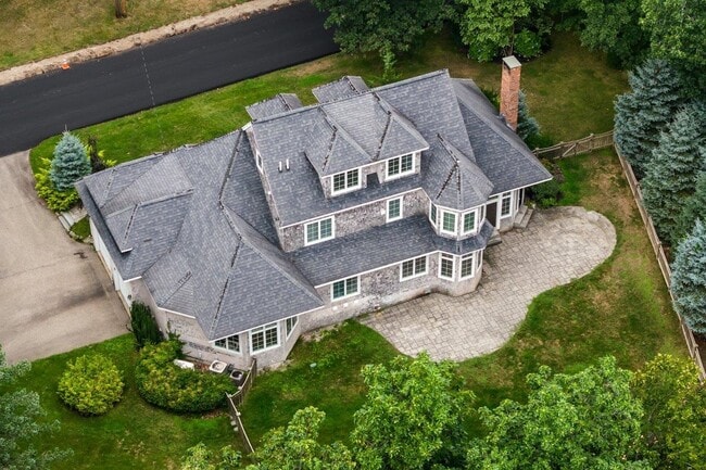 Building Photo - 61 Norwood Farms Rd Rental