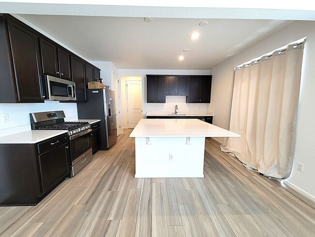 Photo - ALL PROSPECTIVE TENANTS MUST SUBMIT A $58 ...