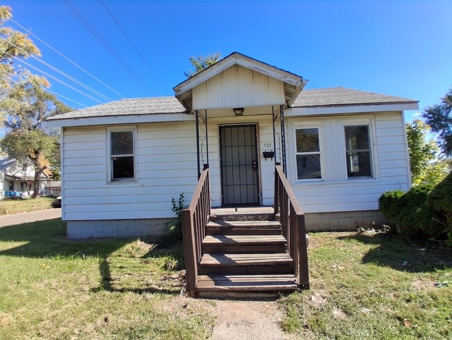 Building Photo - 127 Minnesota Ave