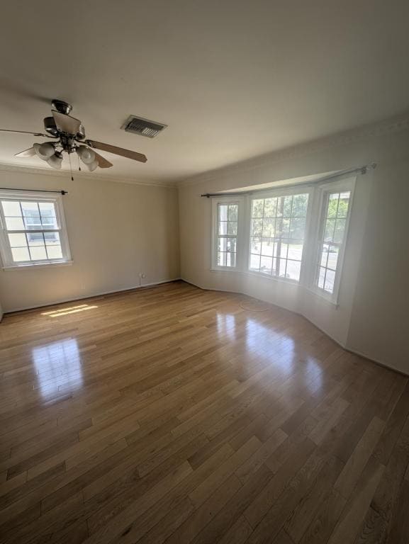13206 1/2 Riverside Dr - 13206 1/2 Riverside Dr Casa