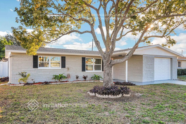 Building Photo - 3910 Beechwood Dr