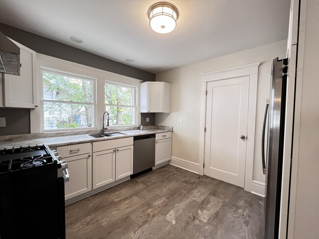 Photo - 2610 Knight Ave