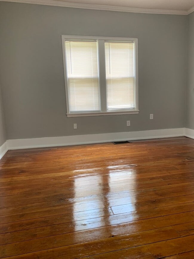 Photo - 1021 Hudson Rd Unit 1