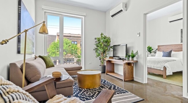 Photo - 5108 N Broadway St Unidad 302