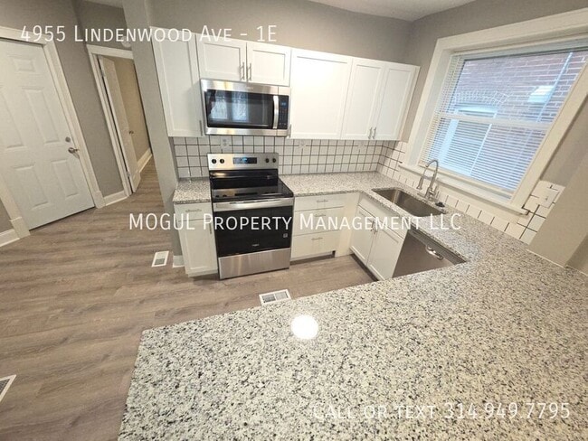 Photo - 4955 Lindenwood Ave Unit 1E