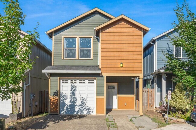 Photo - Charming 3 Bedroom 2.5 Bath Condo Available Now!