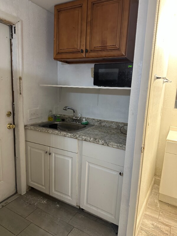 Photo - 2806 Tropic Rd Unit 4