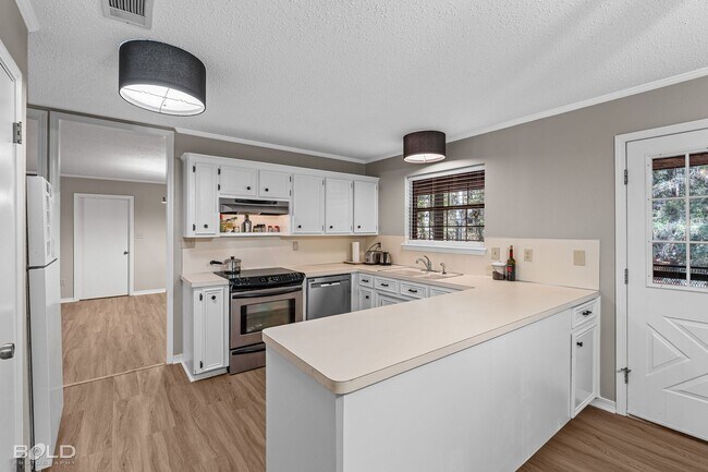 Photo - Home For Rent in Benton!