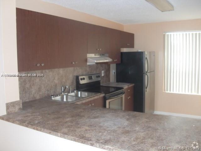 Building Photo - 1 bedroom in Miramar FL 33025 Rental