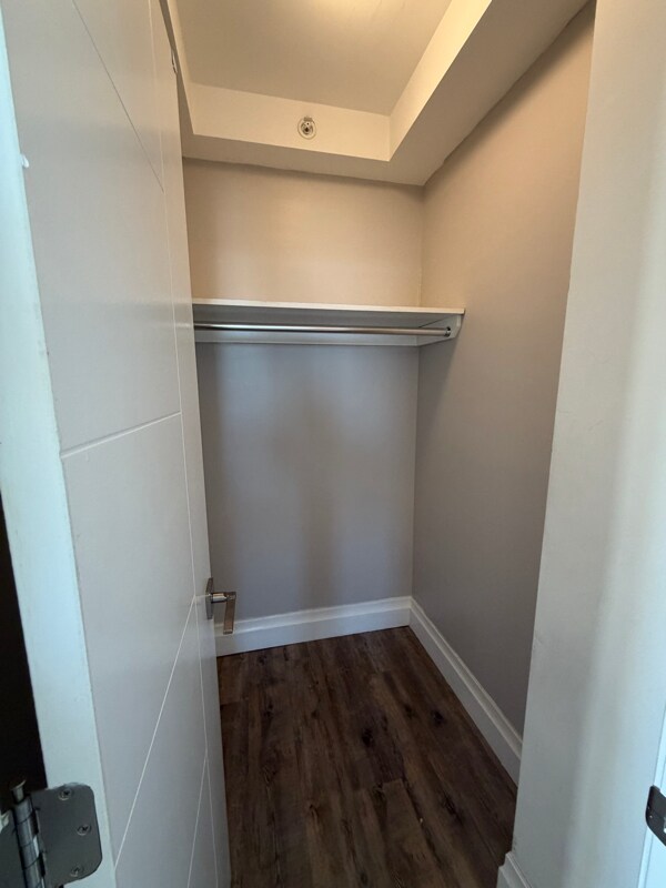 Photo - 106 N Grove St Unidad 707