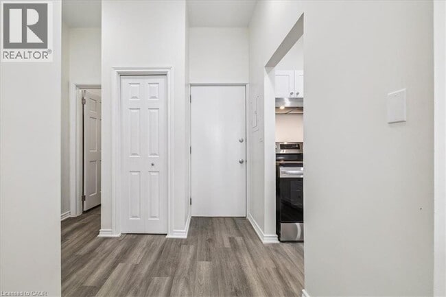 Photo - 68 Peel St Unit 3