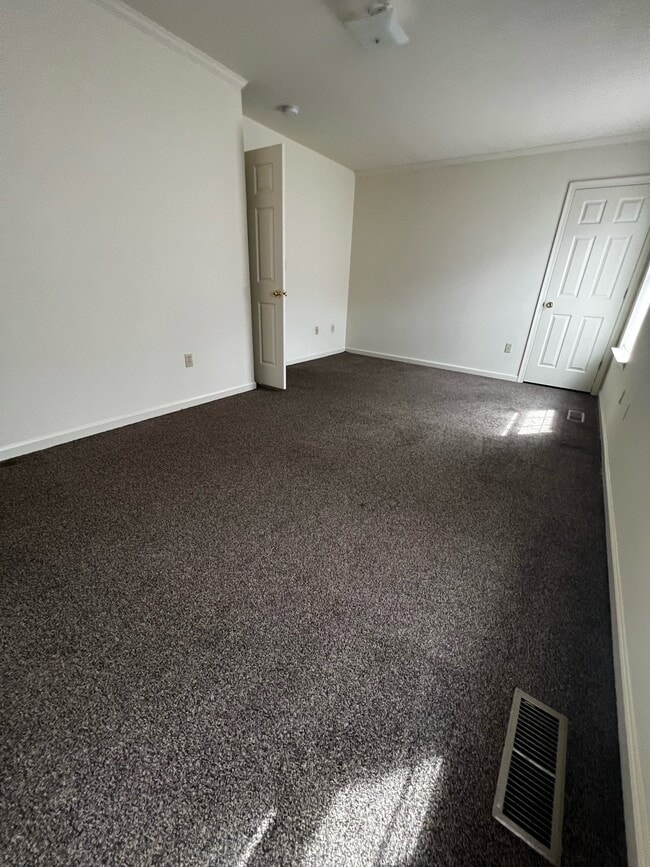 Photo - 1411 Varsity Ln