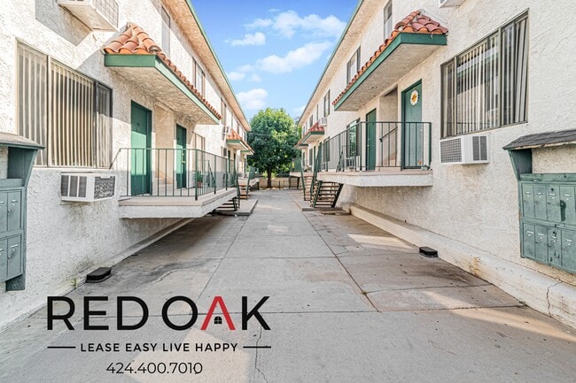 12883 San Fernando Rd Unit 8