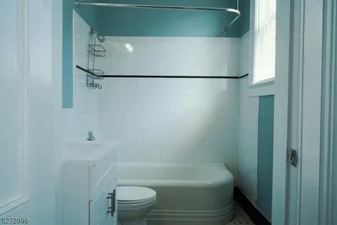 Photo - 225 Somerset St