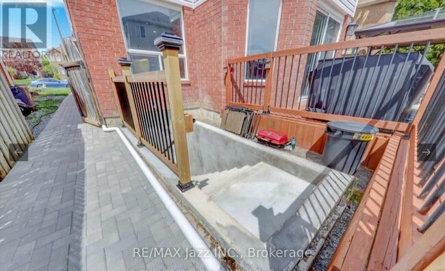 Photo - 107 Apple Blossom Blvd